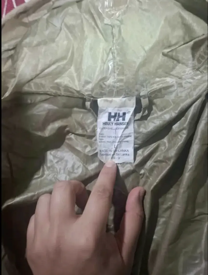 Chaqueta impermeable Helly Hansen beige con capucha - 5