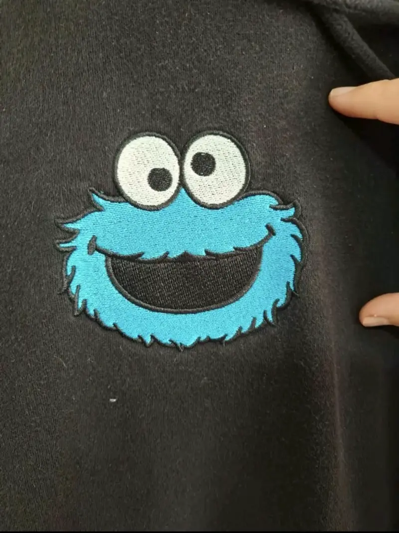 Polerón negro con capucha H&M Cookie Monster - 4