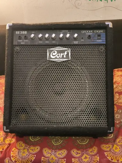 Amplificador de bajo Cort Ge SeriesGe30b 30w - miniatura 1