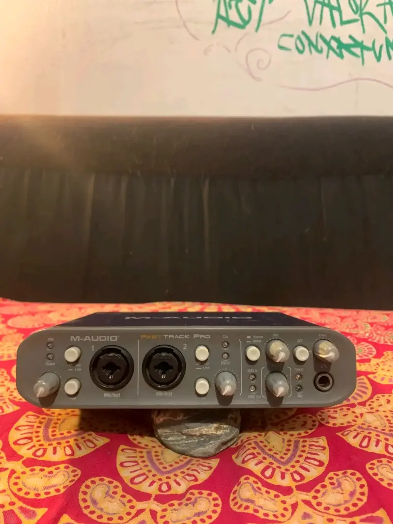 Interfaz Audio M-Audio Fast Track Pro - 2