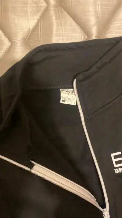 Chaqueta negra EA7 Emporio Armani con cierre - miniatura 3