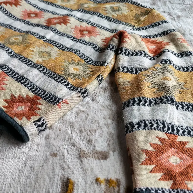 Chaqueta delgada con diseño étnico - 5