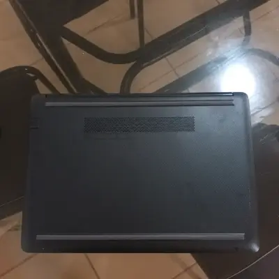 Notebook HP con procesador Intel Core i3 - miniatura 5