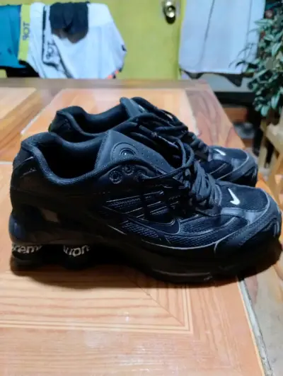 Zapatillas deportivas negras Nike Supreme - miniatura 1