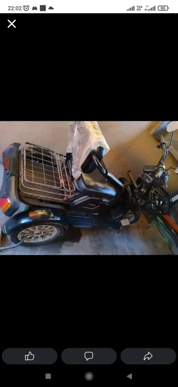 Triciclo eléctrico de carga usado