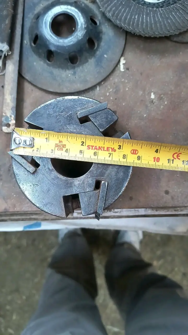 Cabezal de fresado de metal usado - 4