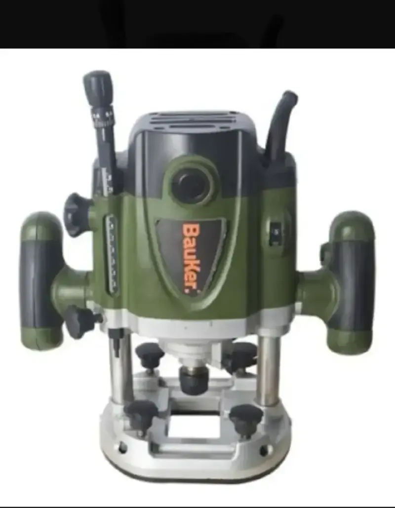 Fresadora de Mano Bauker Verde - 2
