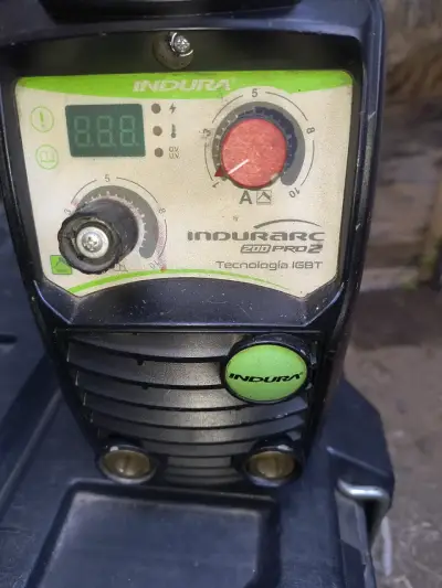 Soldadora Inverter Indura Indurarc 200 Pro2 - miniatura 2