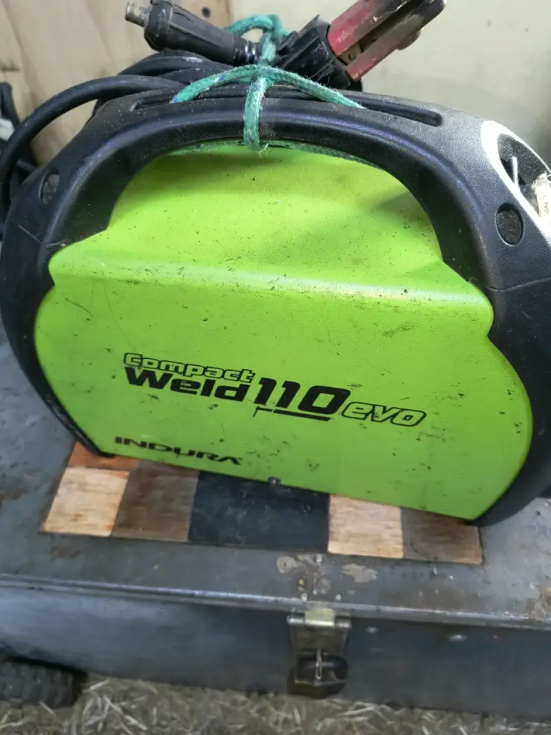 Soldadora Compact Weld 110 Evo Indura