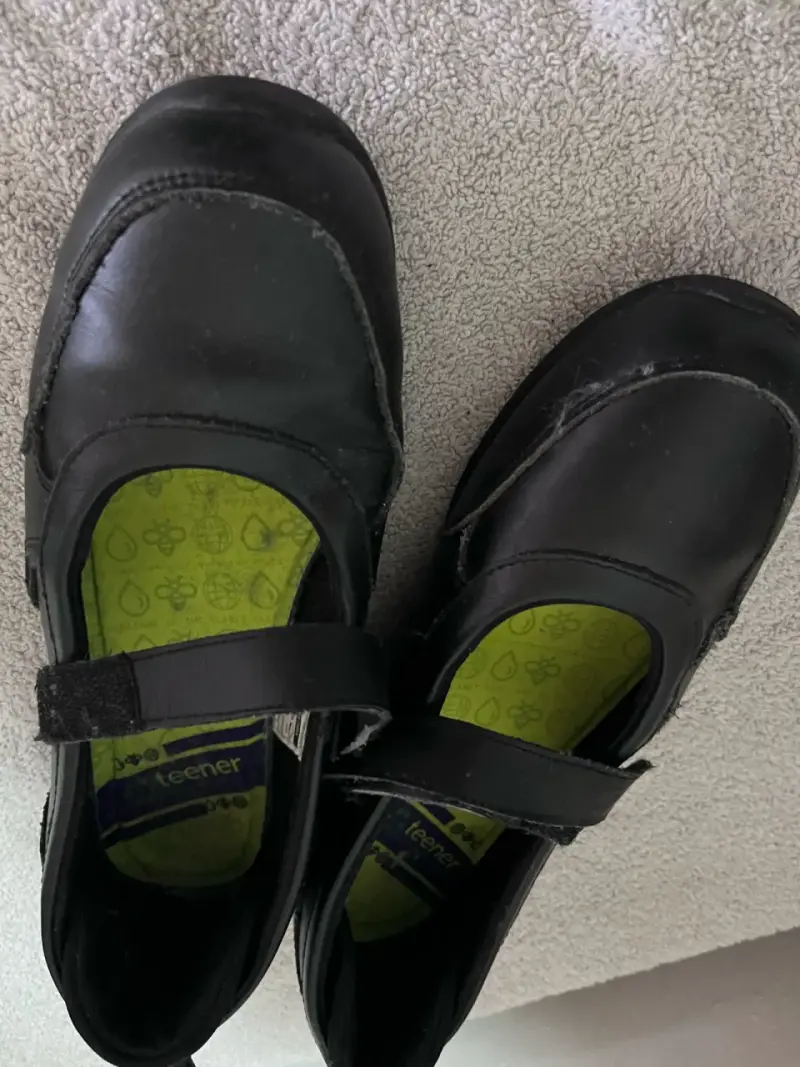 Zapatos escolares negros Teener con velcro - 2