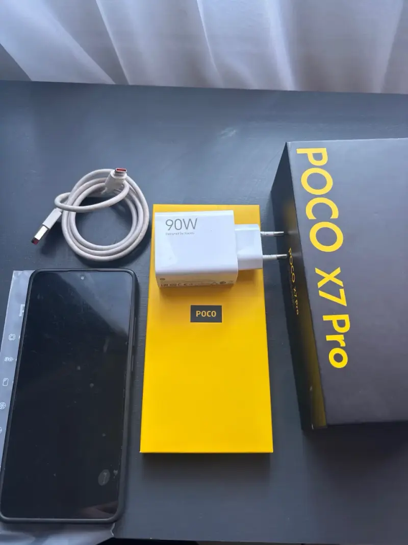 Smartphone POCO X7 Pro con cargador 90W - 1