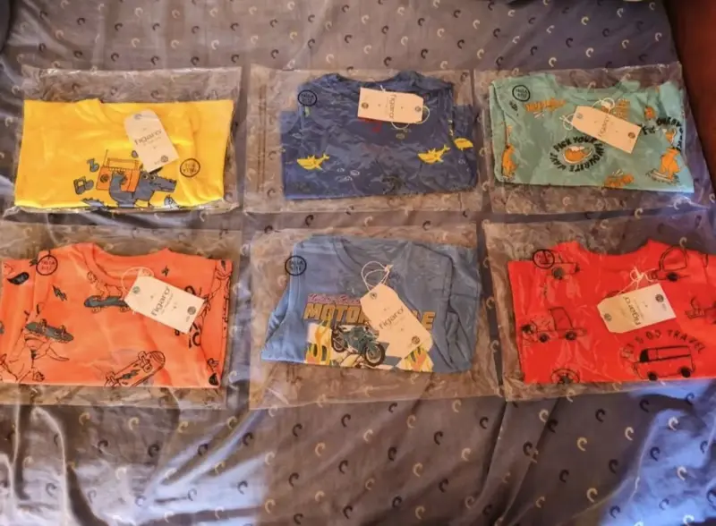 Pack de poleras infantiles estampadas Figaro