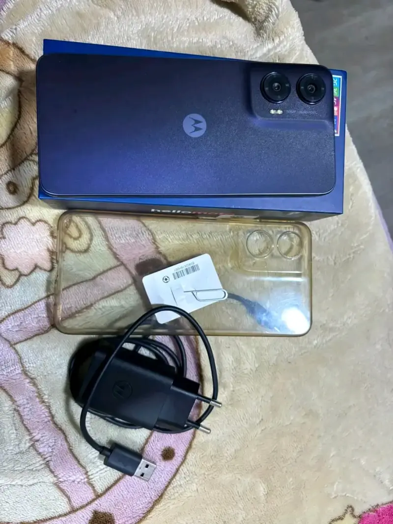 Smartphone Motorola Moto G 5G con cargador - 1