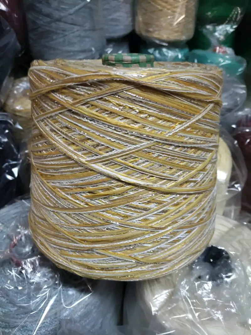 Conos de hilo multicolor para tejer - 4