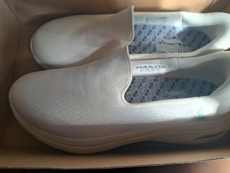 Zapatillas blancas Skechers Slip-ins cómodas - 2