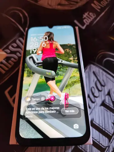 Smartphone Redmi 5G en buen estado - miniatura 2