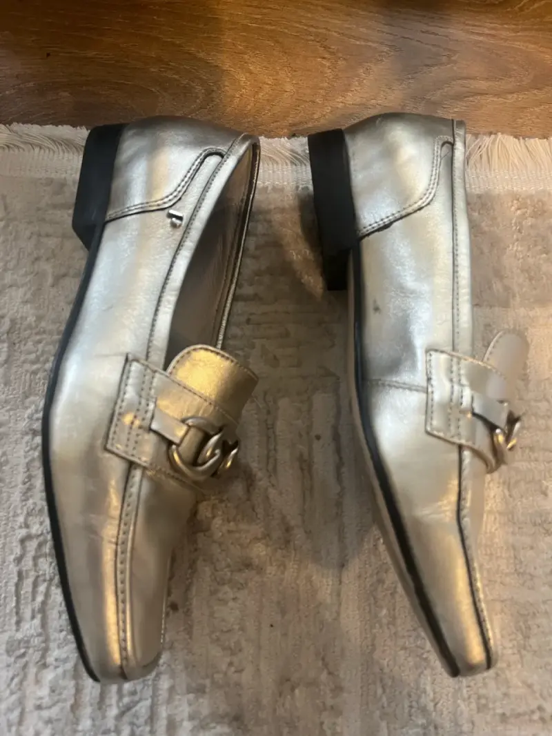 Mocasin de cuero plateados Pollini - 2