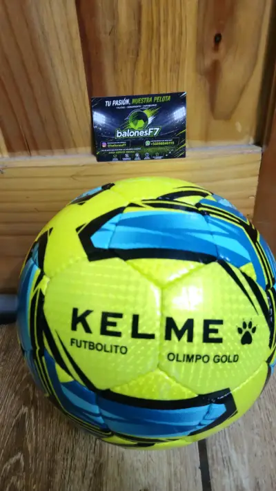 Balón de Futbolito Kelme Olimpo Gold Amarillo - miniatura 1