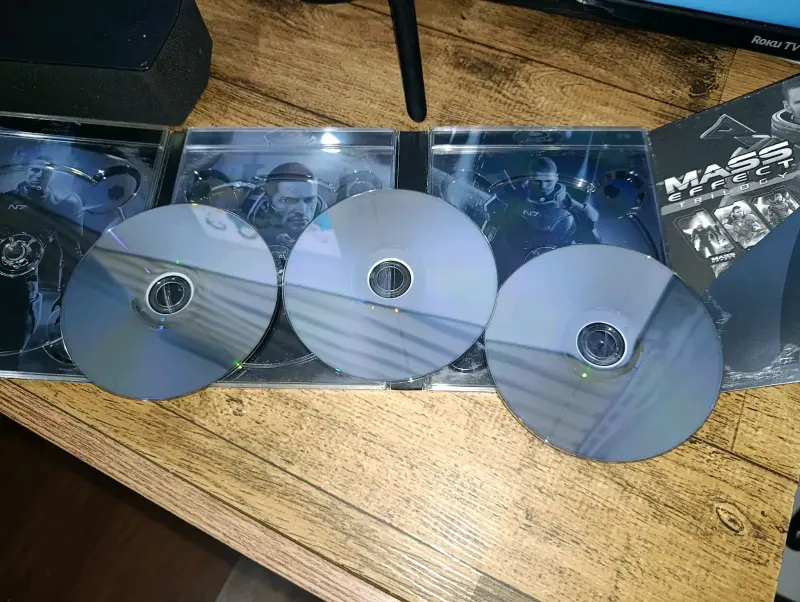 Mass Effect Trilogy PS3 Usado - 6