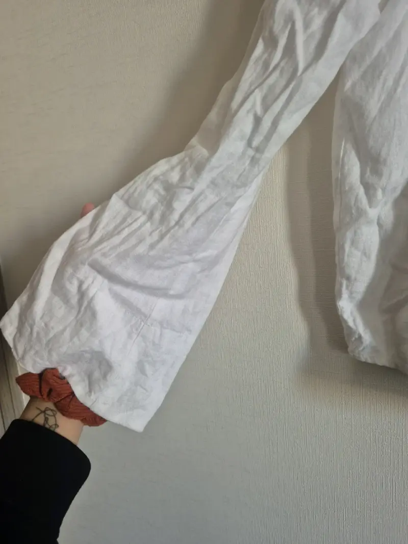 Blusa blanca de lino con lazos Zara - 4