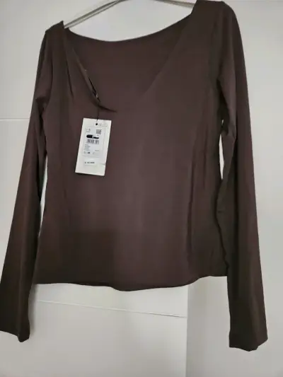 Blusa Basement con escote en V talla S - miniatura 3