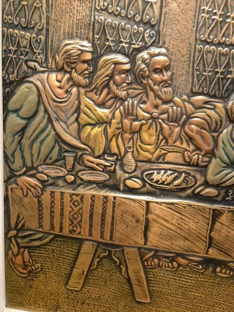 Cuadro en relieve de La Última Cena con marco dorado - 3