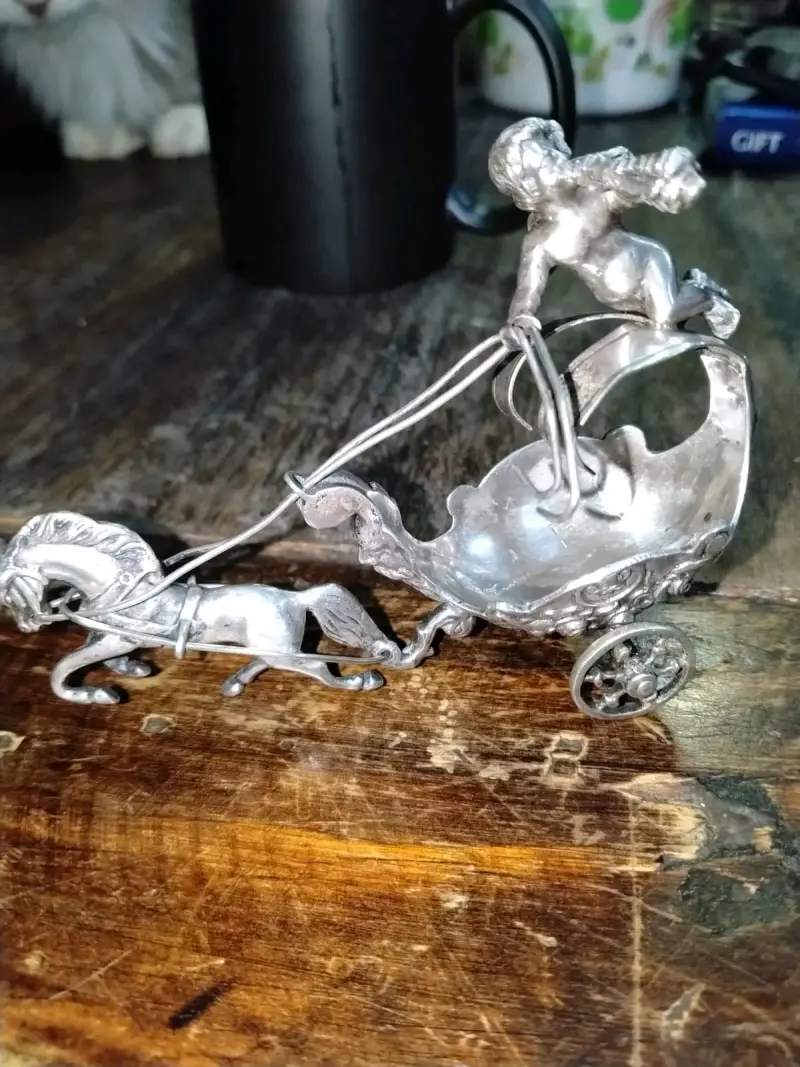 Salero Antiguo de Plata con Carruaje Barroco - 1