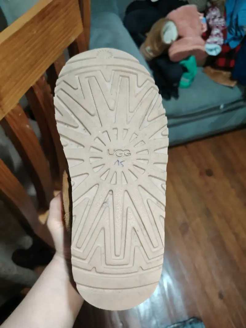 Botas de invierno UGG marrones con forro de lana - 6