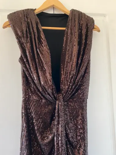Vestido de lentejuelas café largo NUEVO - miniatura 3