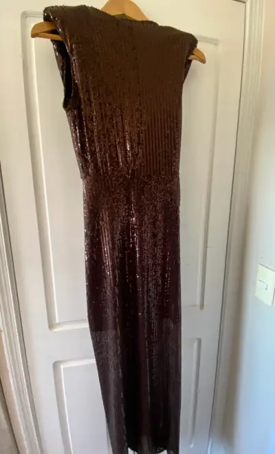 Vestido de lentejuelas café largo NUEVO - miniatura 4