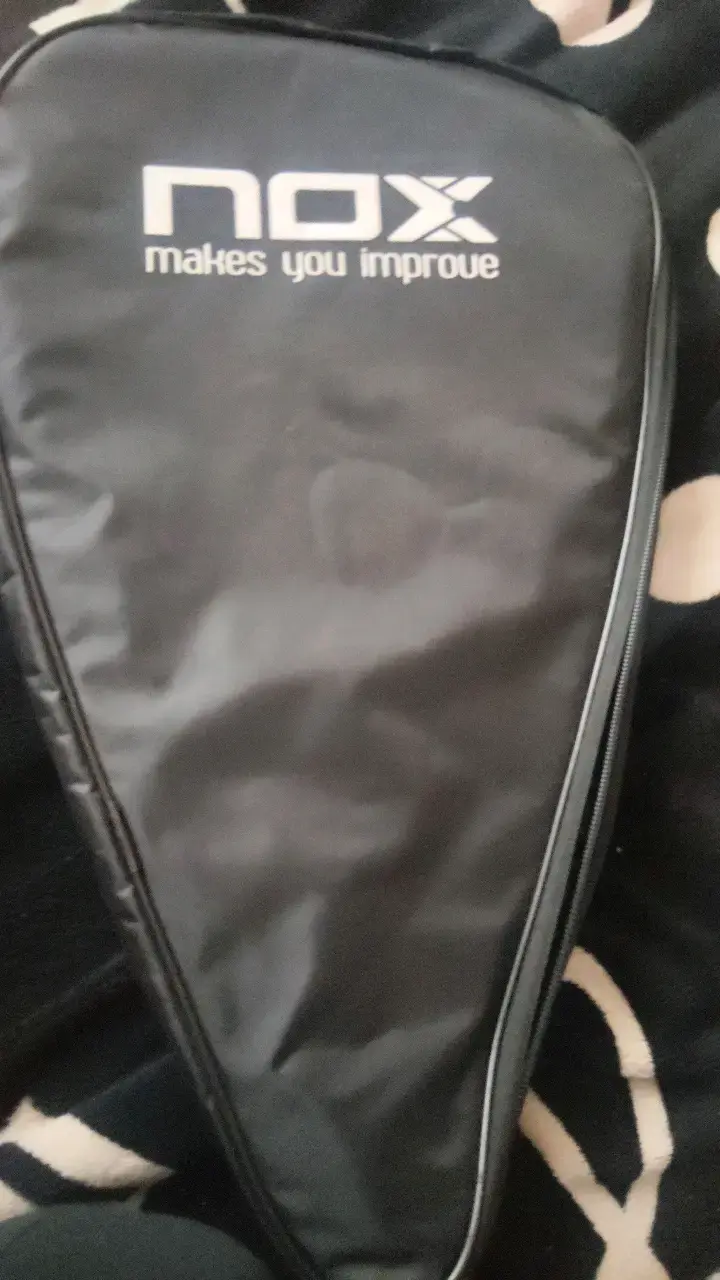 Funda para raqueta de pádel Nox negra - 1