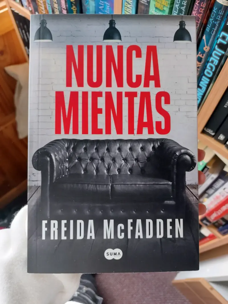 Libro 'Nunca Mientas' de Freida McFadden - 1