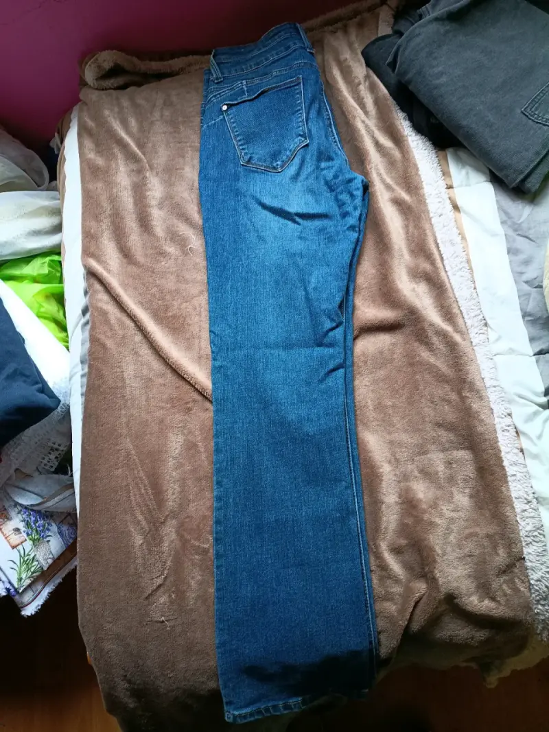Jeans azul clásico para mujer - 1