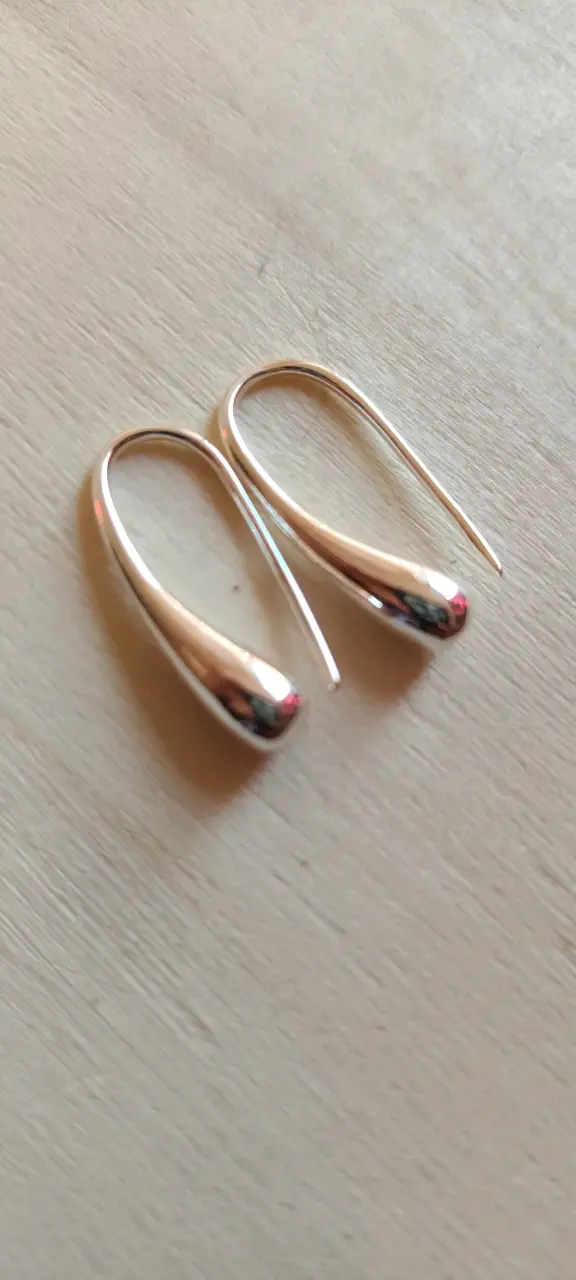 Aros de plata diseño moderno