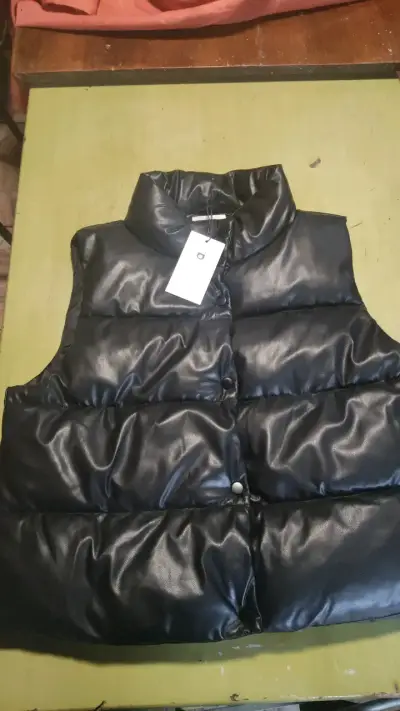 Parka  acolchado negro sin mangas para mujer - miniatura 1