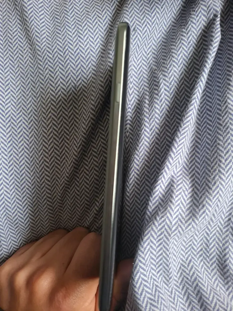 Moto Edge 60 pro - 2