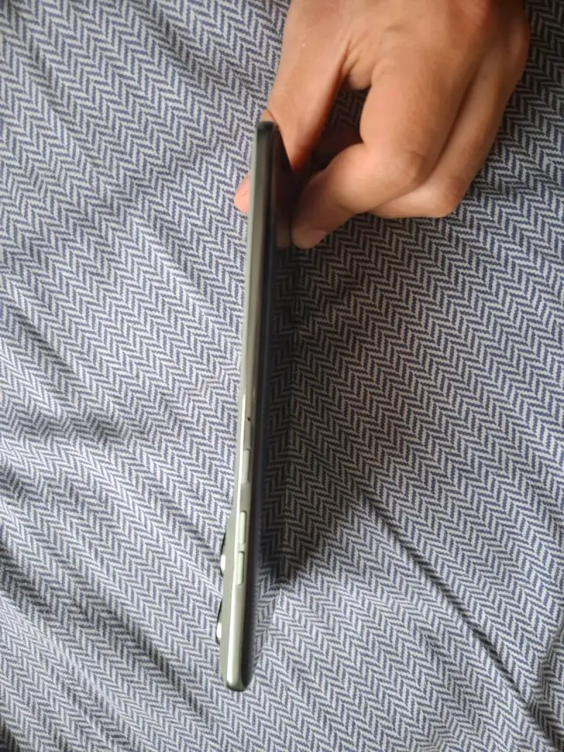 Moto Edge 60 pro - 3