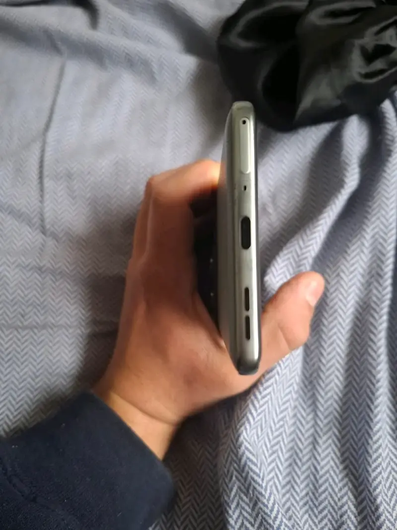 Moto Edge 60 pro - 4