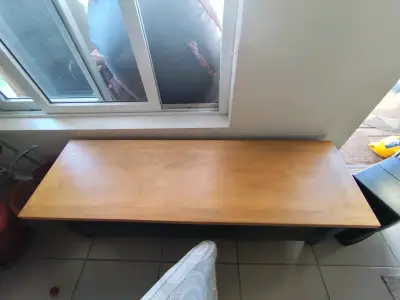 Banqueta Baúl Osorno de Madera. - miniatura 1