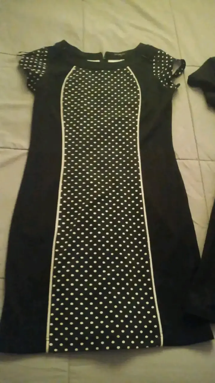 Vestido negro con lunares blancos talla S - 1