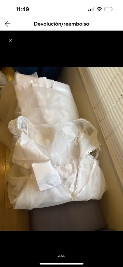 Vestido de Novia Blanco con Encaje y Pedrería - miniatura 1