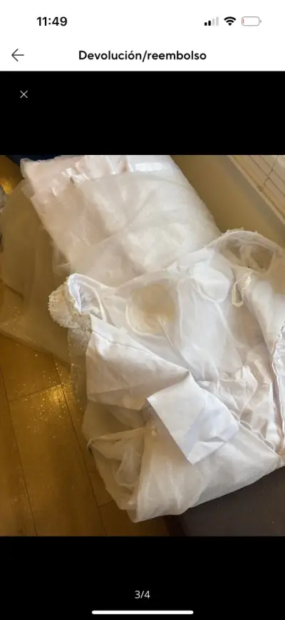 Vestido de Novia Blanco con Encaje y Pedrería - miniatura 2