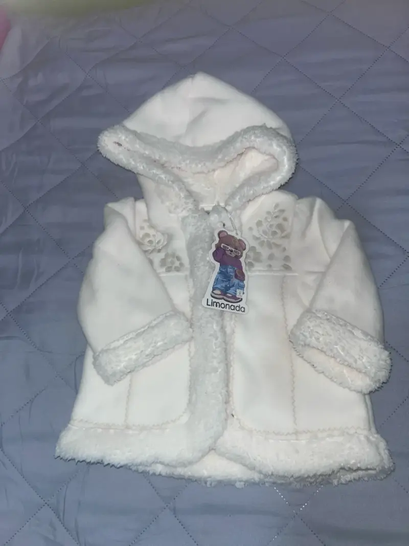 Chaqueta de bebé blanca con capucha Limonada - 1