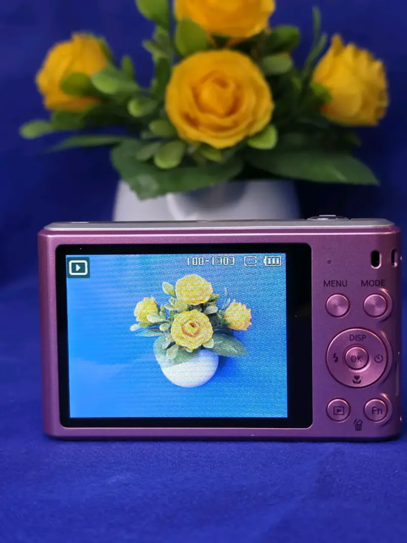 Cámara Vintage Rosa Samsung ST66 - 2