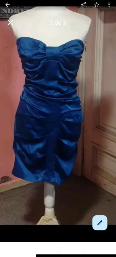 Vestido azul strapless elegante - miniatura 1