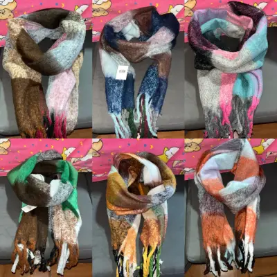 Pack de 6 bufandas suaves y abrigadoras - miniatura 2