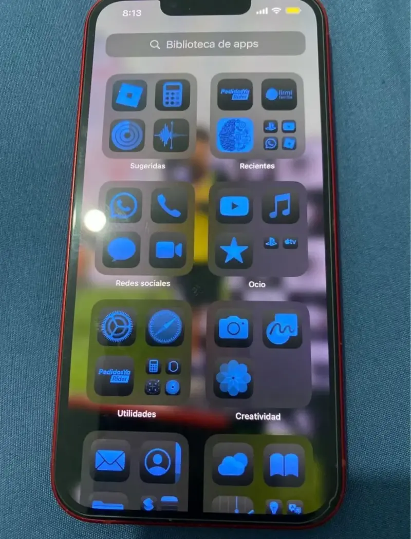 iPhone 13 rojo 256 gb batería al 91% - 2