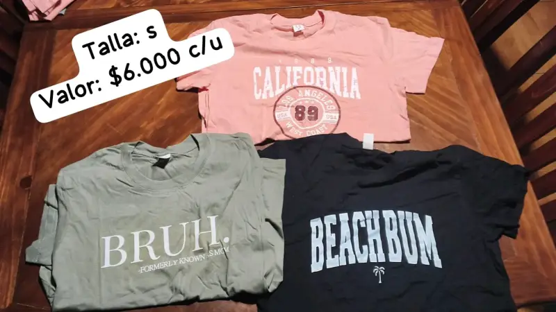 Pack de Poleras Estampadas Talla S - 1