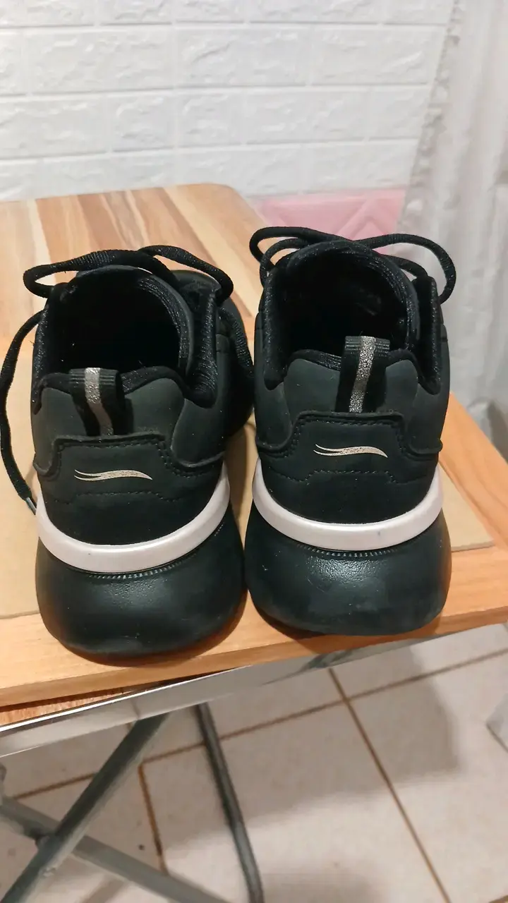 deportivas negras Skechers para niña #35 - 4