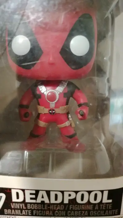 Figura Funko Pop Venomized Captain America - miniatura 4